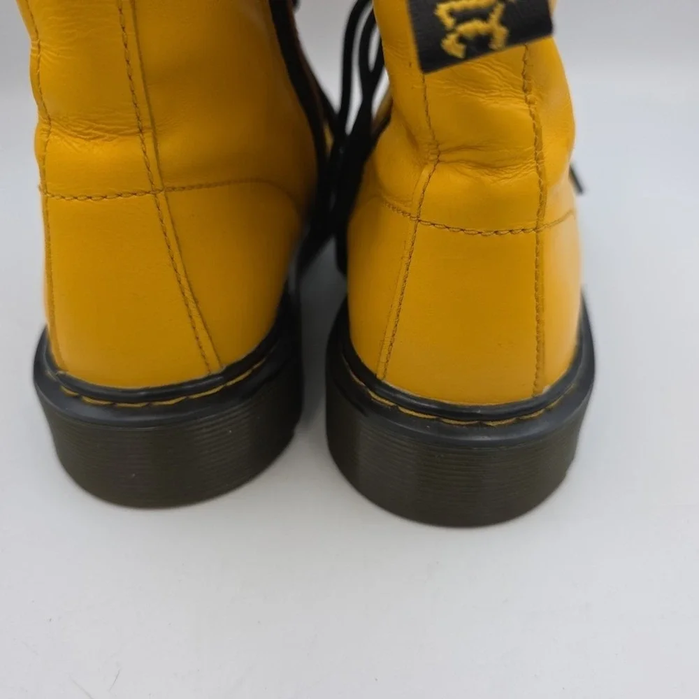 Dr Martens 1460Y Yellow Smooth Leather 8 Eyelet Combat Boots Youth size 5 Zip Up - Picture 4 of 11